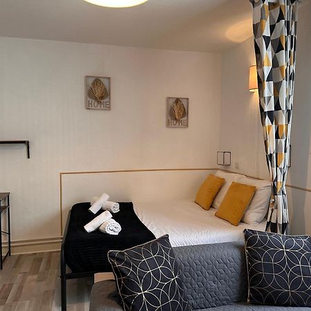 Orleans Centre Proche Gare - Appartement Fonctionnel Residence Calme Parking Prive Gratuit - Le Central Elegance Zewnętrze zdjęcie